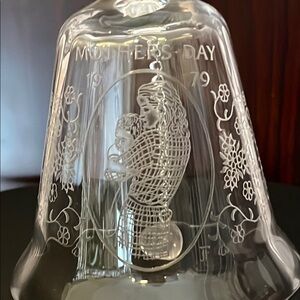 Vintage  Mothers Day Fostoria 1979 clear glass Bell